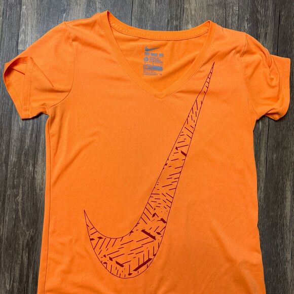 Nike Dri-FIT Orange T-Shirt with Black Swoosh Logo - Picture 1 of 6